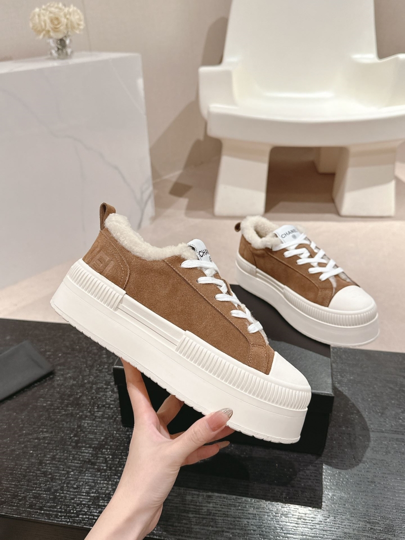 Ch**el sport shoes